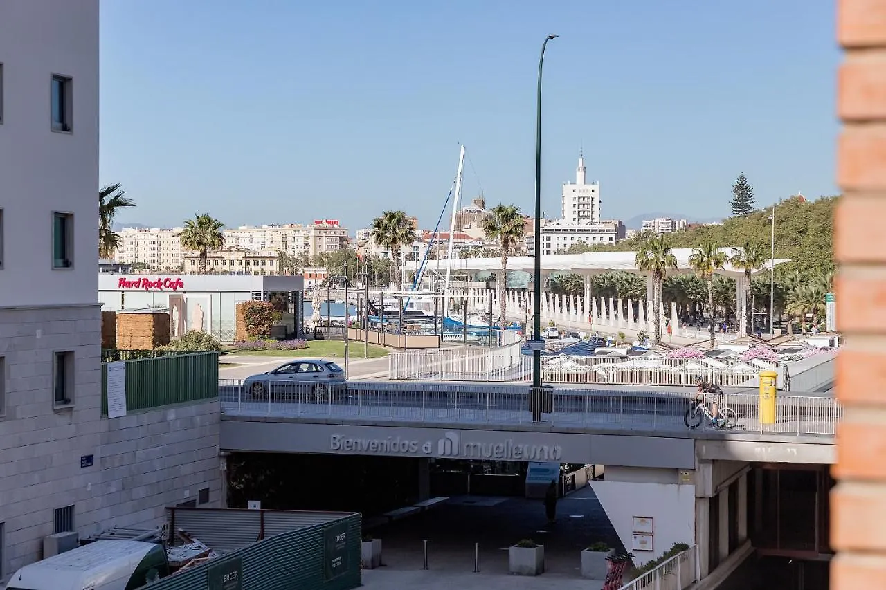 Apartment Estudio Malagueta, Muelle Uno Views Malaga Spain